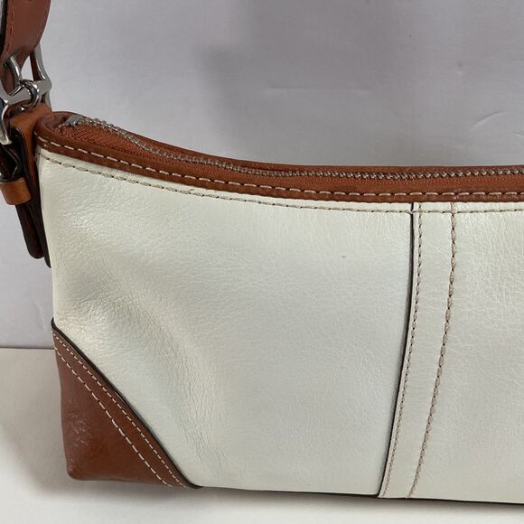Coach Y2K Hamptons Soho Demi Cream & Brown Leather Baguette Shoulder Bag F11195 - Picture 2 of 14